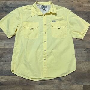 Columbia Men's Bright Yellow Casual Button Down Shirt